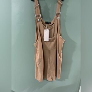 Emory Rose 1x Waffle Romper skirt. 🛍️